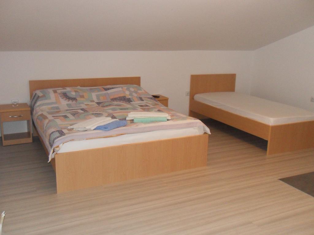 Apartments Ristak โอครีด ห้อง รูปภาพ