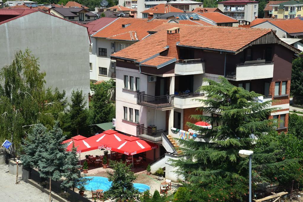 Apartments Ristak โอครีด ภายนอก รูปภาพ